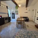 Meynadier 66 - Appartement Tres Calme Avec Cour Privative, Plage, Gare, Palais A 300M